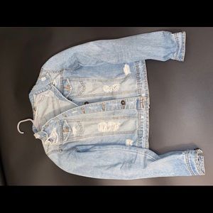 Cropped denim jacket